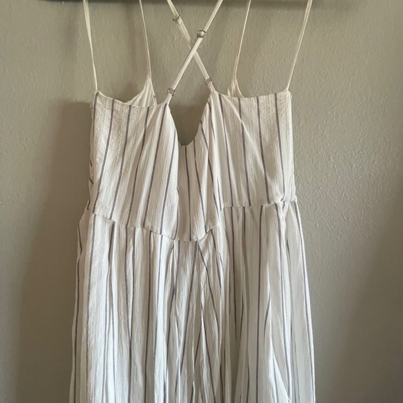 Heavy long tie front dress - Picture 5 of 7